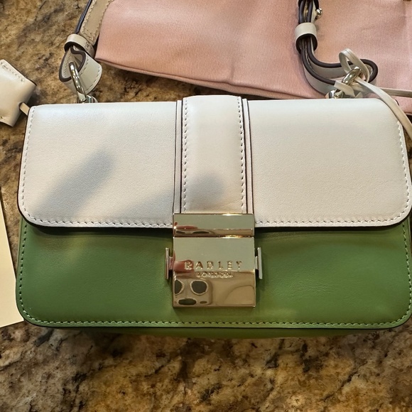 Radley of London Crossbody Bag - NWT - Picture 1 of 10